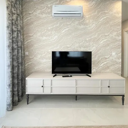 Annabella * Αλάνια